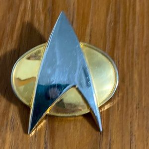 Star Trek Communicator Gold and silver pin Vintage Collectible